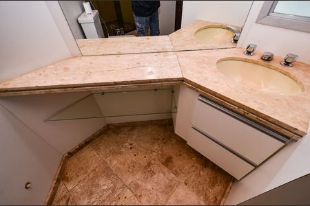 Apartamento para alugar com 55m², 1 quarto e 1 vaga Apartamento para alugar com 55m², 1 quarto e 1 vagaBanheiro da Suíte