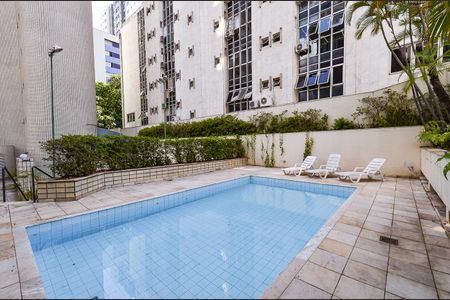 Apartamento para alugar com 55m², 1 quarto e 1 vaga Apartamento para alugar com 55m², 1 quarto e 1 vagaÁrea comum - Piscina