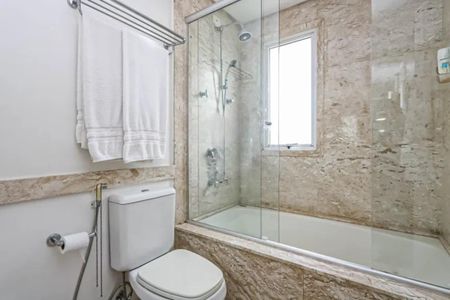 Banheiro Social de apartamento para alugar com 1 quarto, 85m² em Moinhos de Vento, Porto Alegre