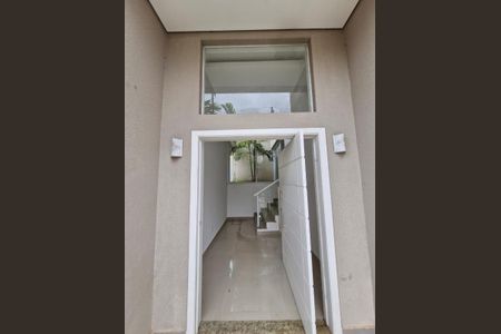 Casa à venda com 362m², 4 quartos e 5 vagas Casa à venda com 362m², 4 quartos e 5 vagasFoto 07