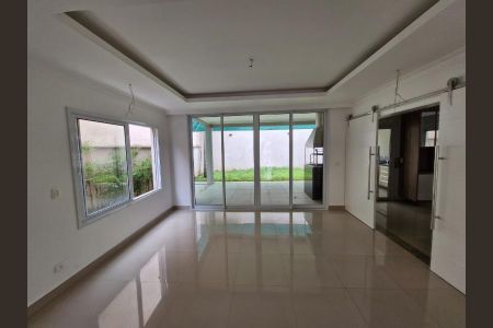 Casa à venda com 362m², 4 quartos e 5 vagas Casa à venda com 362m², 4 quartos e 5 vagasFoto 25