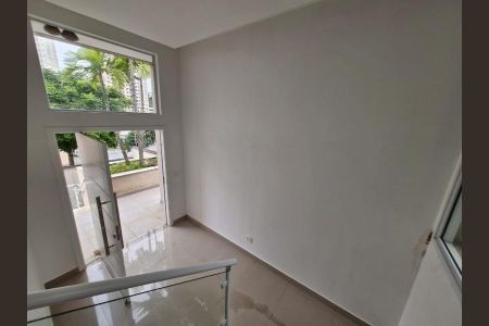 Casa à venda com 362m², 4 quartos e 5 vagas Casa à venda com 362m², 4 quartos e 5 vagasFoto 10