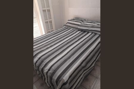 Foto 02 de casa à venda com 3 quartos, 150m² em Pestana, Osasco