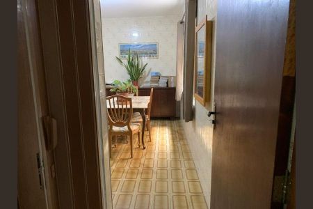 Casa à venda com 267m², 5 quartos e 2 vagas Casa à venda com 267m², 5 quartos e 2 vagasFoto 34