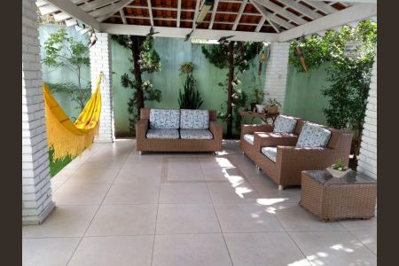 Casa à venda com 270m², 3 quartos e 4 vagas Casa à venda com 270m², 3 quartos e 4 vagasFoto 22