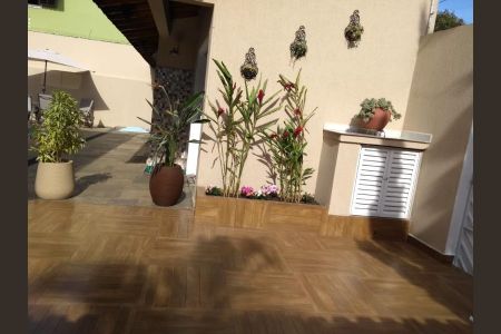 Casa à venda com 270m², 3 quartos e 4 vagas Casa à venda com 270m², 3 quartos e 4 vagasFoto 31