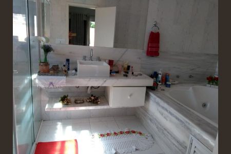 Casa à venda com 270m², 3 quartos e 4 vagas Casa à venda com 270m², 3 quartos e 4 vagasFoto 13