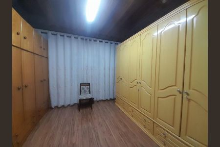 Foto 09 de casa à venda com 3 quartos, 213m² em Umuarama, Osasco