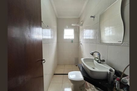 Casa para alugar com 210m², 3 quartos e 4 vagasBanheiro da Suíte 3