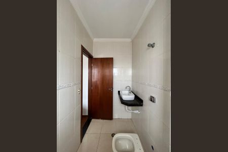 Casa para alugar com 210m², 3 quartos e 4 vagasBanheiro da Suíte 1