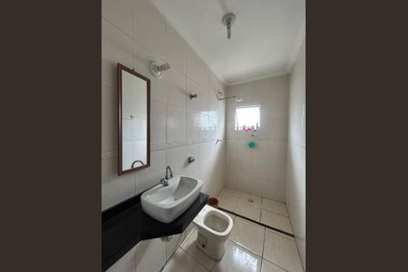 Casa para alugar com 210m², 3 quartos e 4 vagasBanheiro da Suíte 2