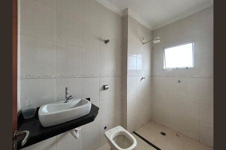 Casa para alugar com 210m², 3 quartos e 4 vagasBanheiro da Suíte 1