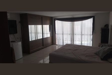 Foto 36 de casa à venda com 4 quartos, 270m² em Jardim Roberto, Osasco