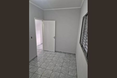 Foto 02 de casa à venda com 2 quartos, 60m² em Bela Vista, Osasco