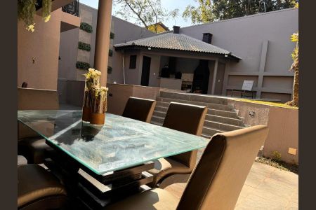 Casa à venda com 400m², 4 quartos e 6 vagasFoto 17