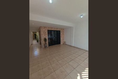 Casa à venda com 277m², 3 quartos e 1 vagaFoto 07