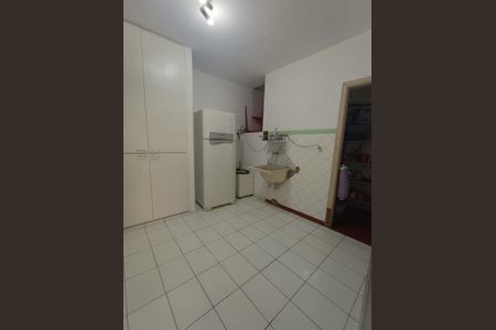 Casa à venda com 277m², 3 quartos e 1 vagaFoto 05