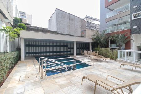 Studio para alugar com 45m², 1 quarto e 1 vaga Studio para alugar com 45m², 1 quarto e 1 vagaPiscina