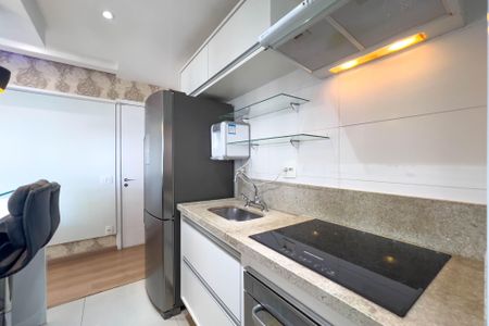 Studio para alugar com 45m², 1 quarto e 1 vaga Studio para alugar com 45m², 1 quarto e 1 vagaCozinha e área de serviço