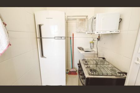 Apartamento à venda com 38m², 1 quarto e sem vaga Apartamento à venda com 38m², 1 quarto e sem vagaCozinha e Área de Serviço