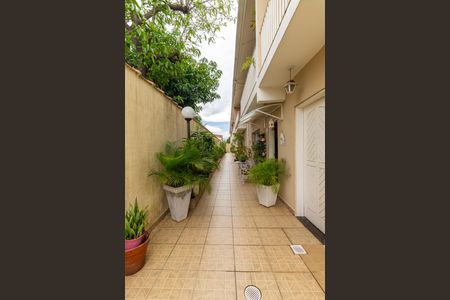 Casa de condomínio para alugar com 150m², 2 quartos e 2 vagas Casa de condomínio para alugar com 150m², 2 quartos e 2 vagasCorredor