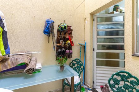 Casa de condomínio para alugar com 150m², 2 quartos e 2 vagas Casa de condomínio para alugar com 150m², 2 quartos e 2 vagasÁrea de Serviço