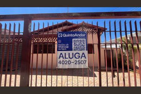 Casa para alugar com 200m², 3 quartos e 2 vagas Casa para alugar com 200m², 3 quartos e 2 vagasPlaca