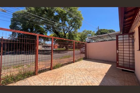 Casa para alugar com 200m², 3 quartos e 2 vagas Casa para alugar com 200m², 3 quartos e 2 vagasÁrea Externa