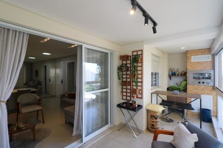 Apartamento à venda com 107m², 3 quartos e 2 vagas Apartamento à venda com 107m², 3 quartos e 2 vagasVaranda Gourmet