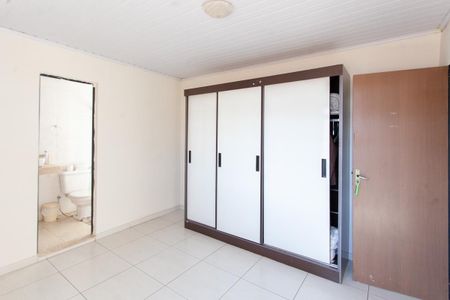 Casa à venda com 440m², 5 quartos e 2 vagasSuíte 3