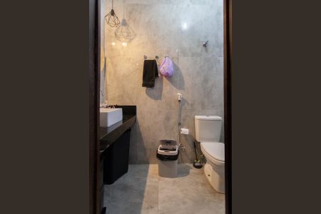 Casa à venda com 440m², 5 quartos e 2 vagasBanheiro da Suíte 1