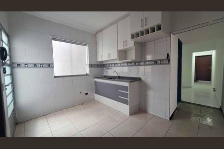 Casa à venda com 252m², 3 quartos e 2 vagas Casa à venda com 252m², 3 quartos e 2 vagasFoto 25