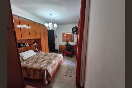 Foto 05 de casa à venda com 2 quartos, 313m² em Jardim Guanabara, Osasco