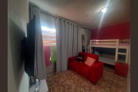 Foto 15 de casa à venda com 3 quartos, 200m² em Jardim Cocaia, Guarulhos
