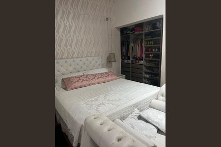 Foto 15 de casa à venda com 4 quartos, 360m² em Bussocaba, Osasco