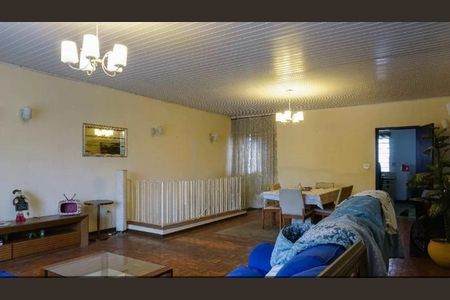 Casa à venda com 220m², 2 quartos e 1 vagaFoto 04