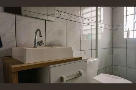 Casa à venda com 220m², 2 quartos e 1 vagaFoto 11