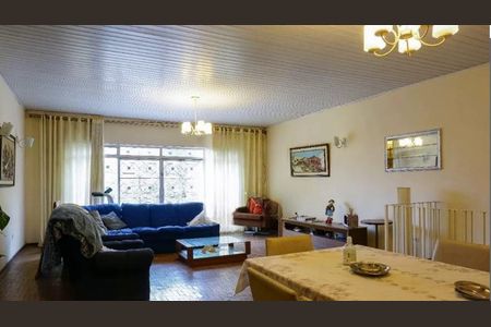 Casa à venda com 220m², 2 quartos e 1 vagaFoto 05