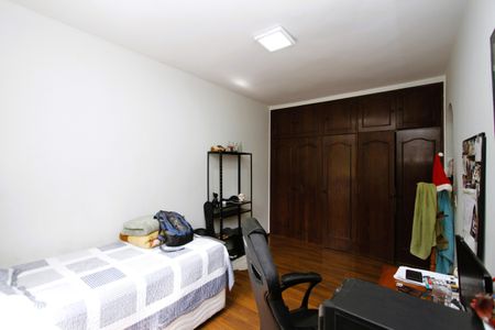 Apartamento à venda com 200m², 4 quartos e 3 vagasQuarto 1