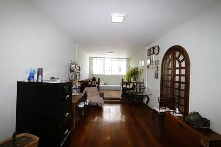 Apartamento à venda com 200m², 4 quartos e 3 vagasSala 2