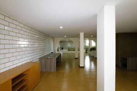 Apartamento à venda com 200m², 4 quartos e 3 vagasÁrea comum - Salão de festas