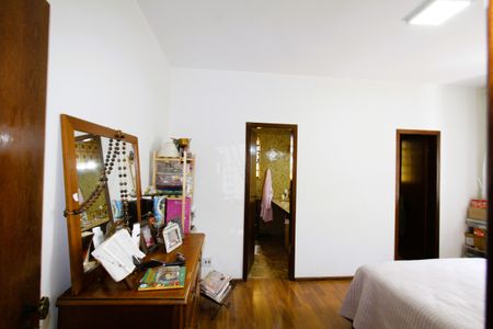 Apartamento à venda com 200m², 4 quartos e 3 vagasQuarto 4 - Suíte