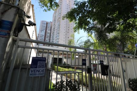 Apartamento à venda com 57m², 2 quartos e 1 vagaFachada e portaria