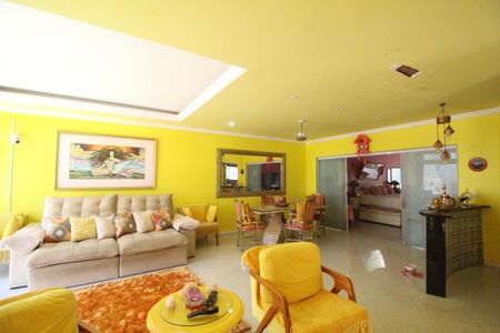 Sala de casa de condomínio para alugar com 4 quartos, 242m² em Freguesia (jacarepaguá), Rio de Janeiro