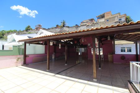 Casa de condomínio para alugar com 242m², 4 quartos e 1 vagaTerraço