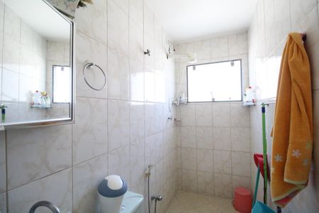 Casa de condomínio para alugar com 242m², 4 quartos e 1 vagaBanheiro da suíte 3