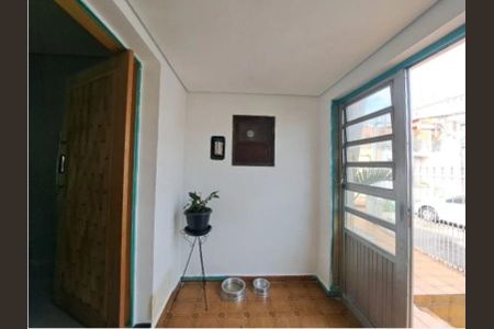 Foto 02 de casa à venda com 4 quartos, 130m² em Km 18, Osasco