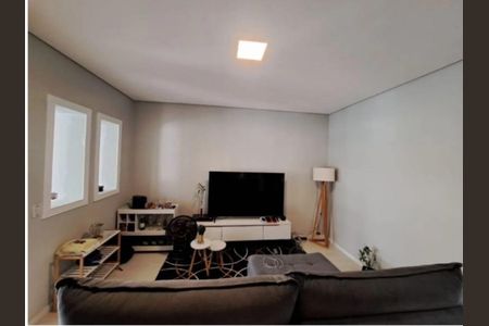 Foto 01 de casa à venda com 4 quartos, 130m² em Km 18, Osasco