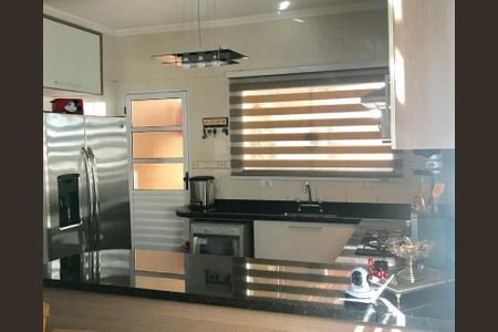 Foto 11 de casa à venda com 3 quartos, 160m² em Santo Antônio, Osasco