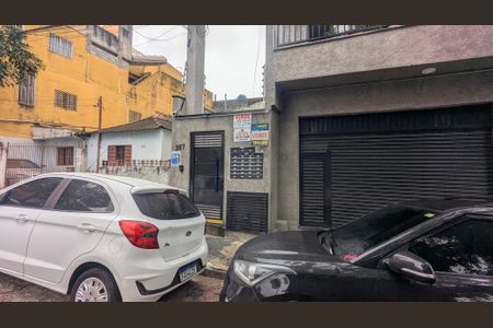 Apartamento para alugar com 61m², 2 quartos e sem vagaFachada